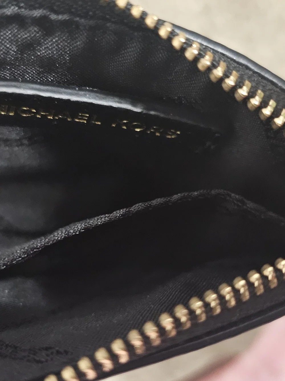 MICHAEL KORS Black Leather Wristlet Card Case